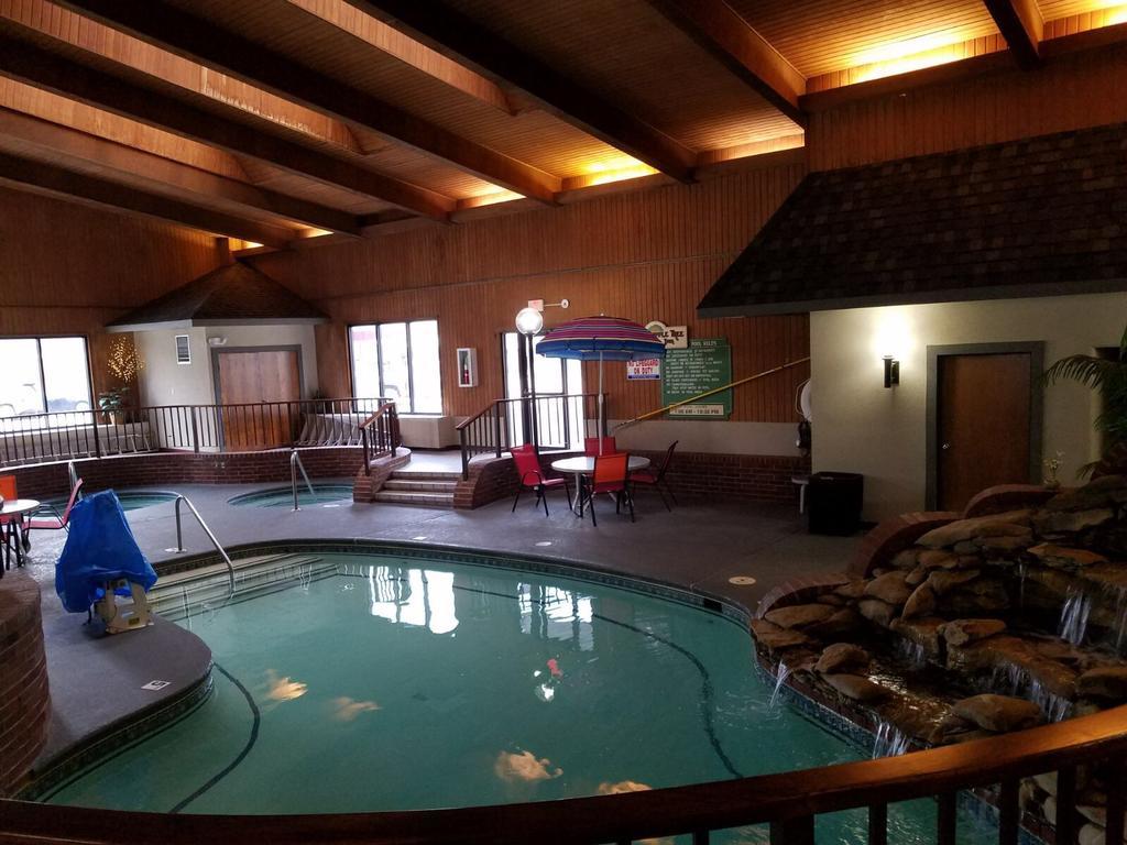 Apple Tree Inn Independence Esterno foto
