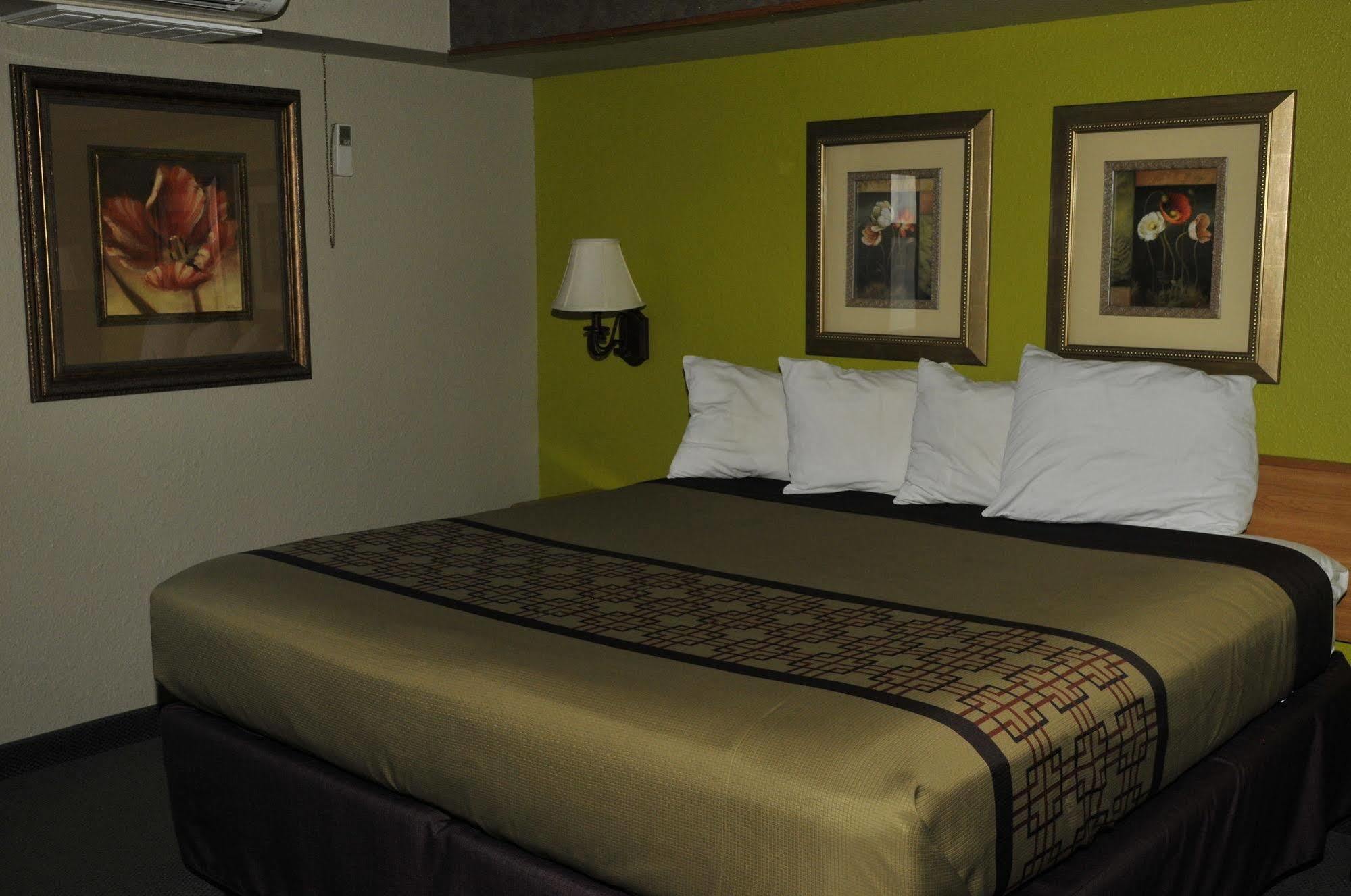 Apple Tree Inn Independence Esterno foto